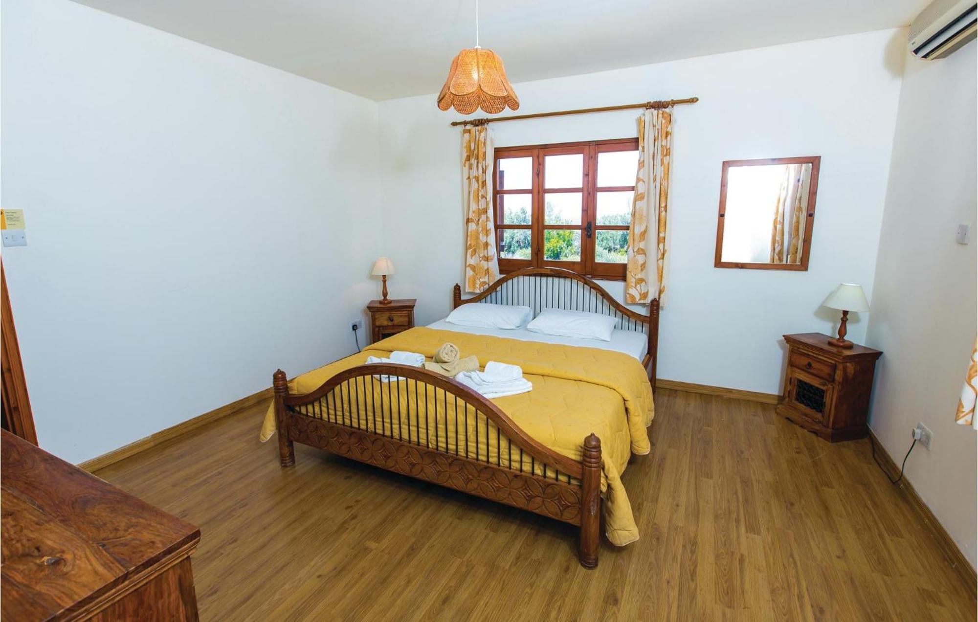 Amazing Home In Pomos With Wifi Exterior foto