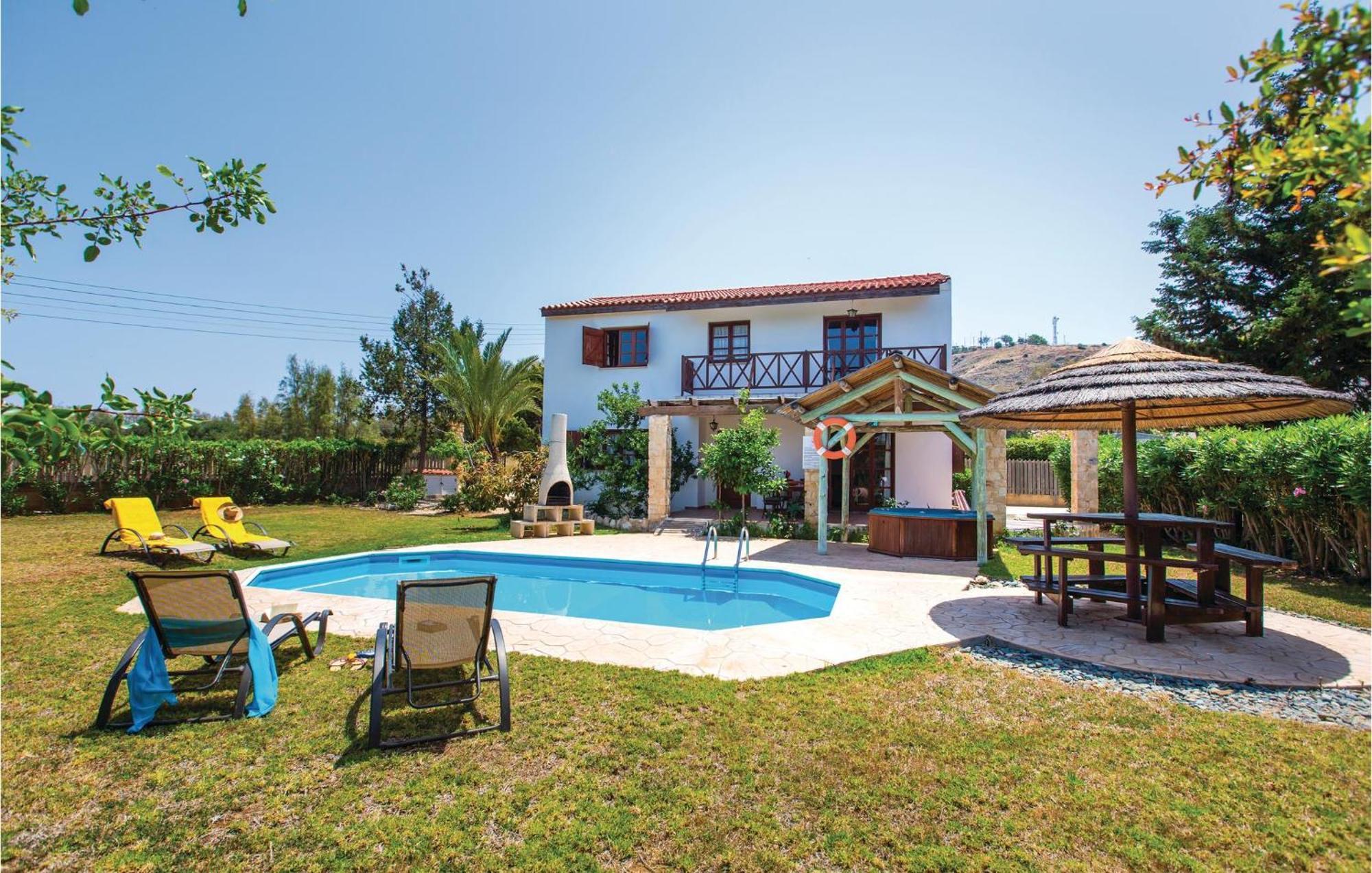 Amazing Home In Pomos With Wifi Exterior foto
